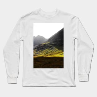 Bidean Druim nan Ramh in the Isle of Skye Long Sleeve T-Shirt